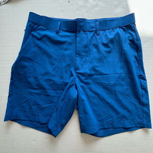 Men's Fabletics The only Shorts, Size Large Royal Blue gym to swim